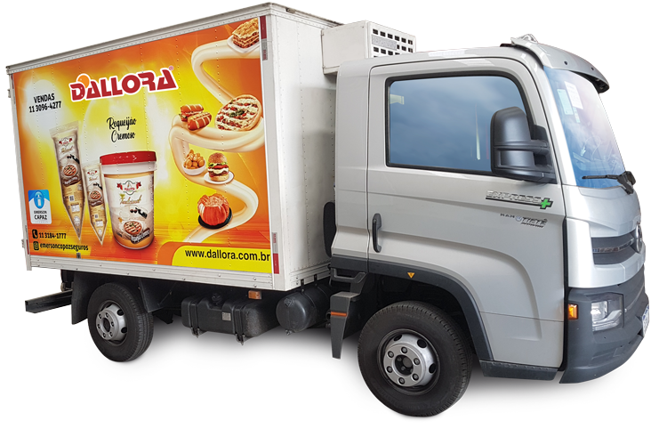 Caminhão de entregas refrigerado e adesivado da Dallora