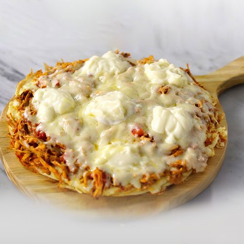 imagem da receita de torta assada de frango coberta com requeijão culinário Dallora tradicional